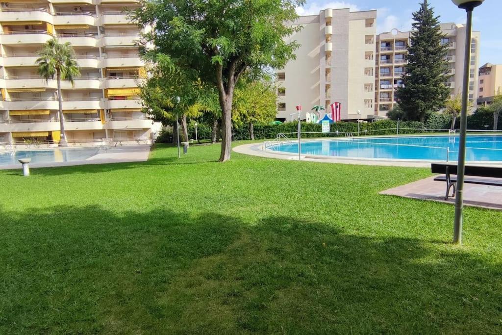Apartamento En Salou Con 3 Piscinas Junto A Port Aventura Ngoại thất bức ảnh